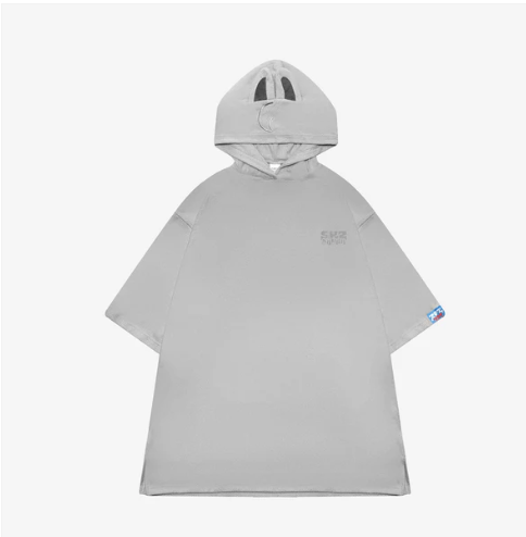 Poncho- SKZ JYP JAPAN POPUP 2025 R2